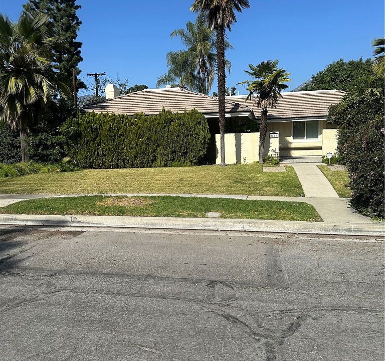 1st image of 1669 N San Antonio Ave