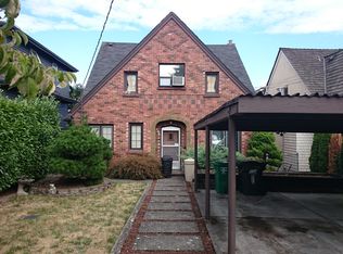 832 34th Ave, Seattle, WA 98122