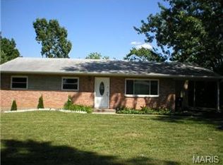 91 Beachcomber Dr, Saint Louis, MO