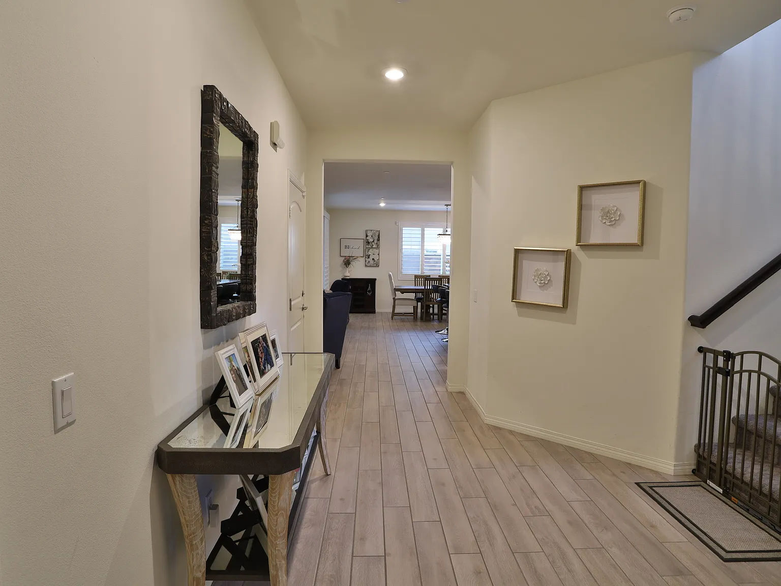 4 bed, 2.5 bath, 2765 sqft, $4,250 — Photo 4
