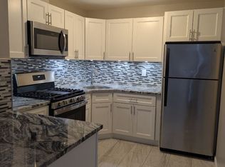 9C Hemlock Dr #47, Bay Shore, NY 11706