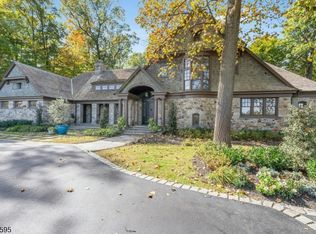 2 Hartley Farms Rd, Morristown, NJ 07960