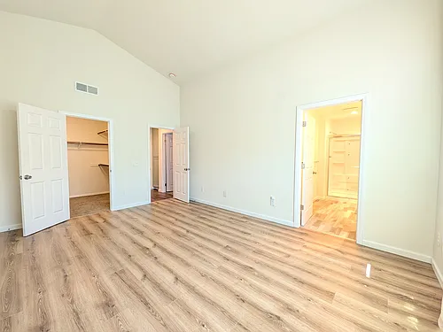 585 Hildale Cir Photo 1