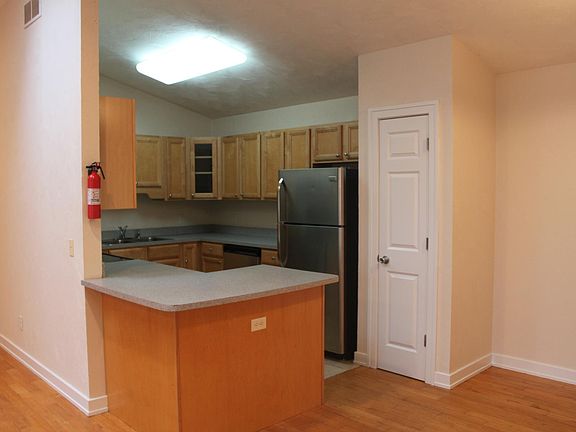 5th image of 1506 Knollwood Ave