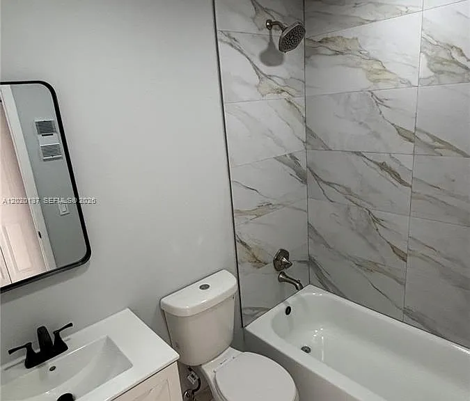 20825 NE 8th Ct #204-19 — Photo 10