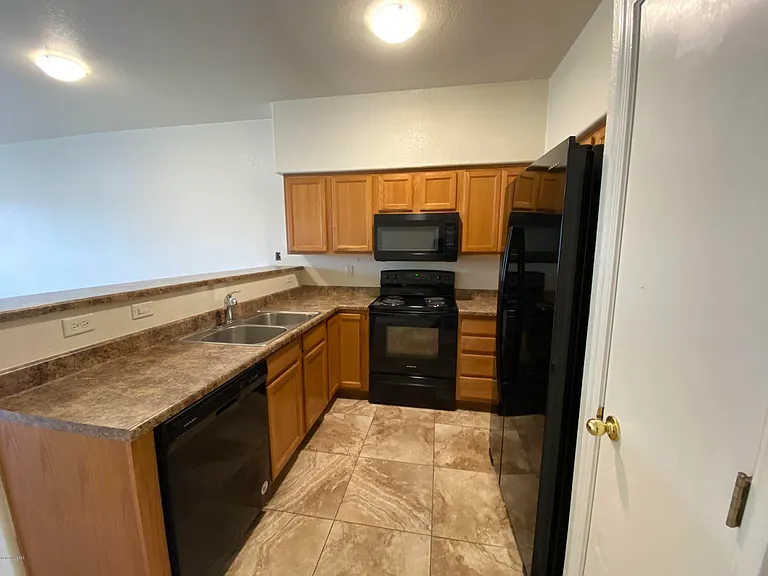 1251 E Weimer Cir #43 — Photo 11