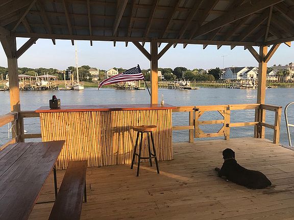 Pier Head, Bar and IOP