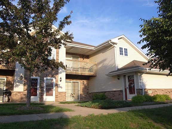 2nd image of 1338 Hillwood Blvd #7