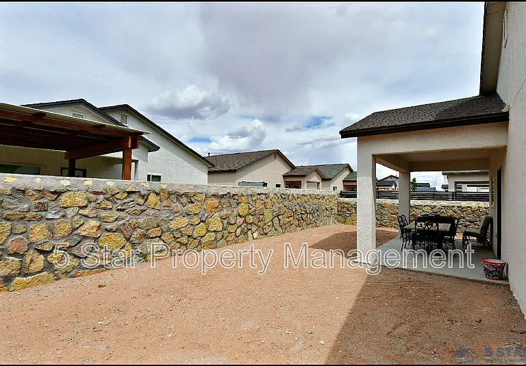 15237 Ambition Ave — Photo 40