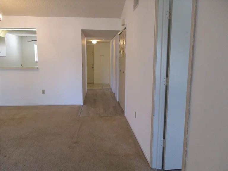 23442 SW 57th Ave #406 — Photo 23