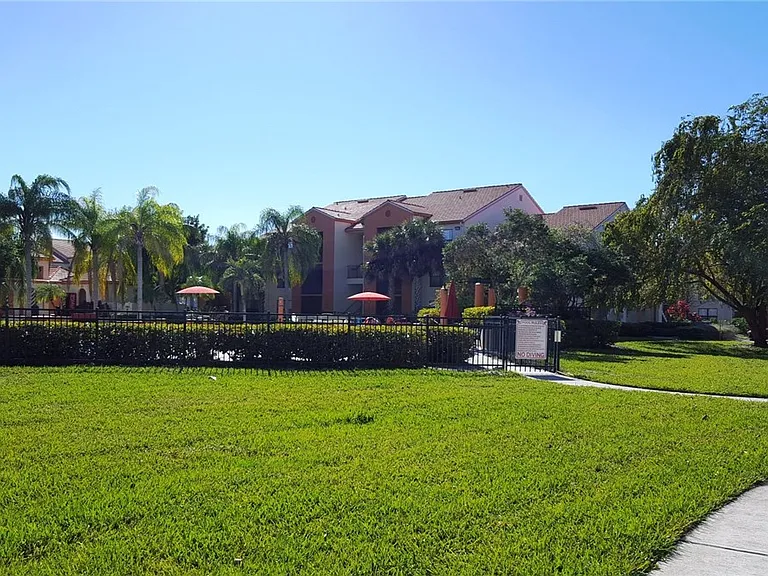 13521 Eagle Ridge Dr #112 — Photo 13