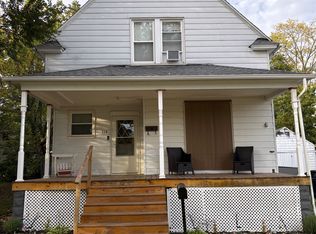 112 W Williams St, Wyoming, IL 61491