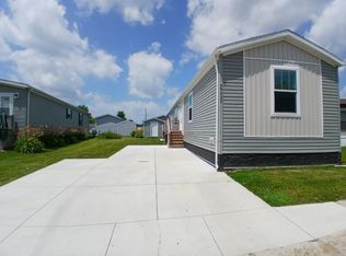 59433 Hardy Ct #210, New Haven, MI 48048