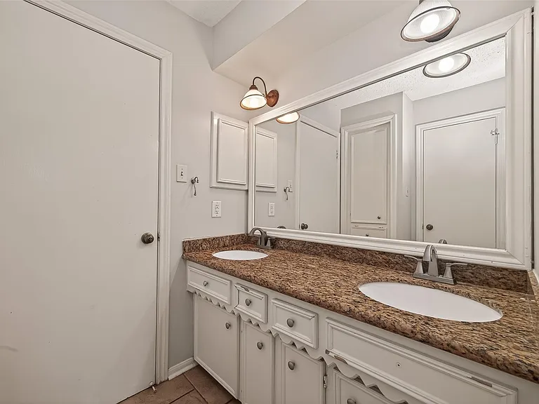 14507 Ravenhurst Ln — Photo 36