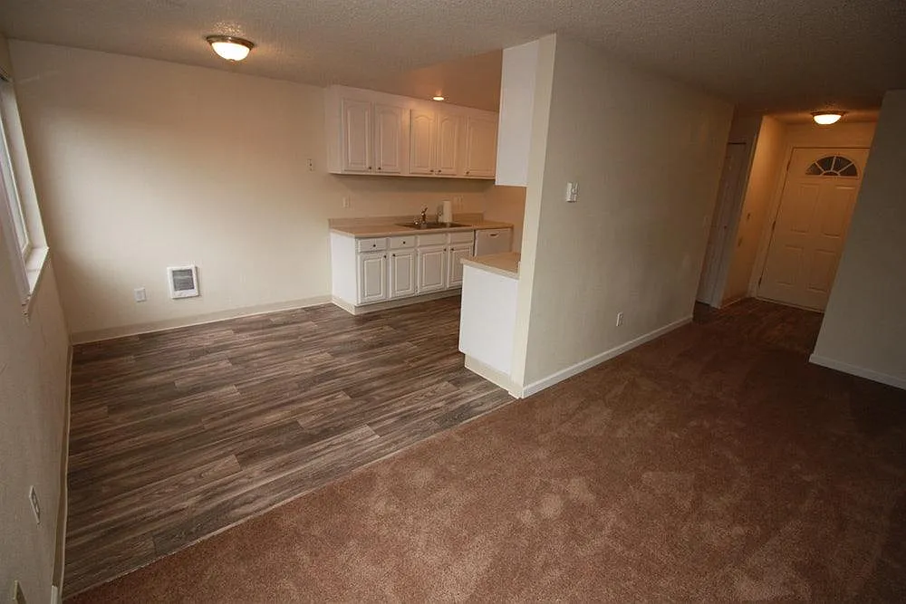 3 bed, 1.5 bath, 1100 sqft, $1,849 — Photo 1