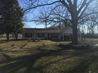 454 Charleston Dr, Oak Ridge, LA 71264