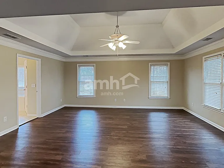 4524 Kingsgate Ct NW — Photo 12