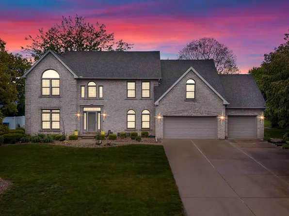 3108 Rusty Ln, Bloomington, IL 61704