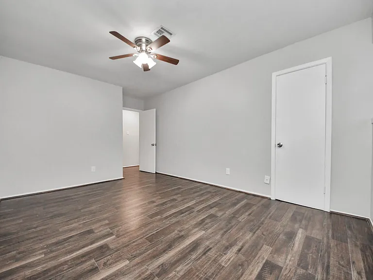 5602 Dryad Dr — Photo 29