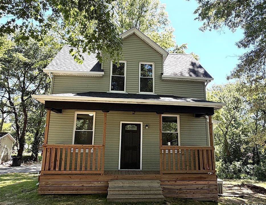 1st image of 710 Annex St