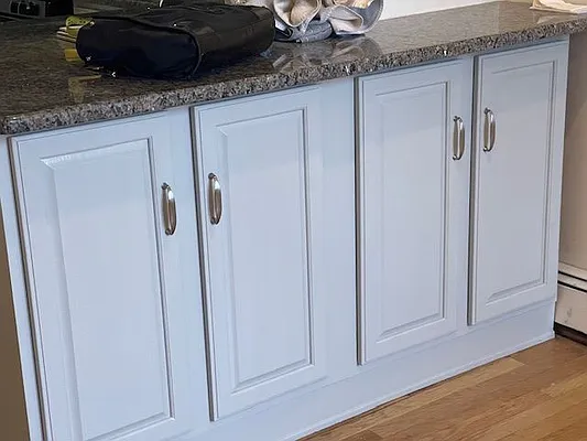 Rented by Perry Associates NYC Inc | media 19