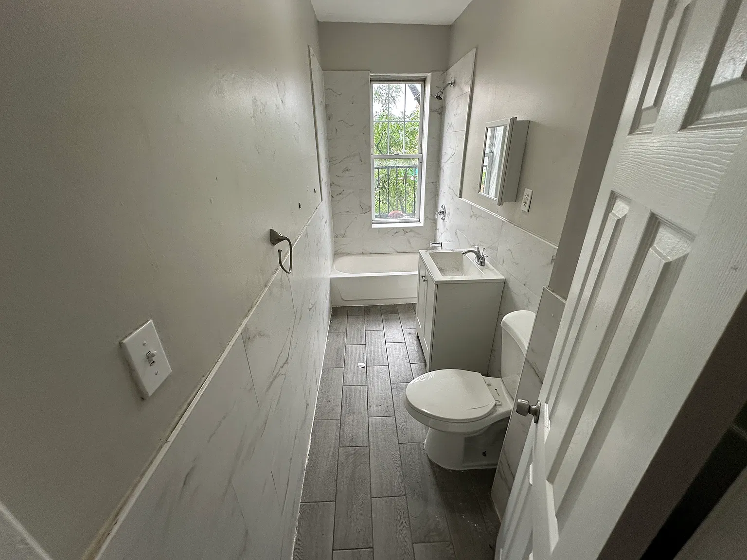 2 bed, 750 sqft, $1,550 — Photo 3