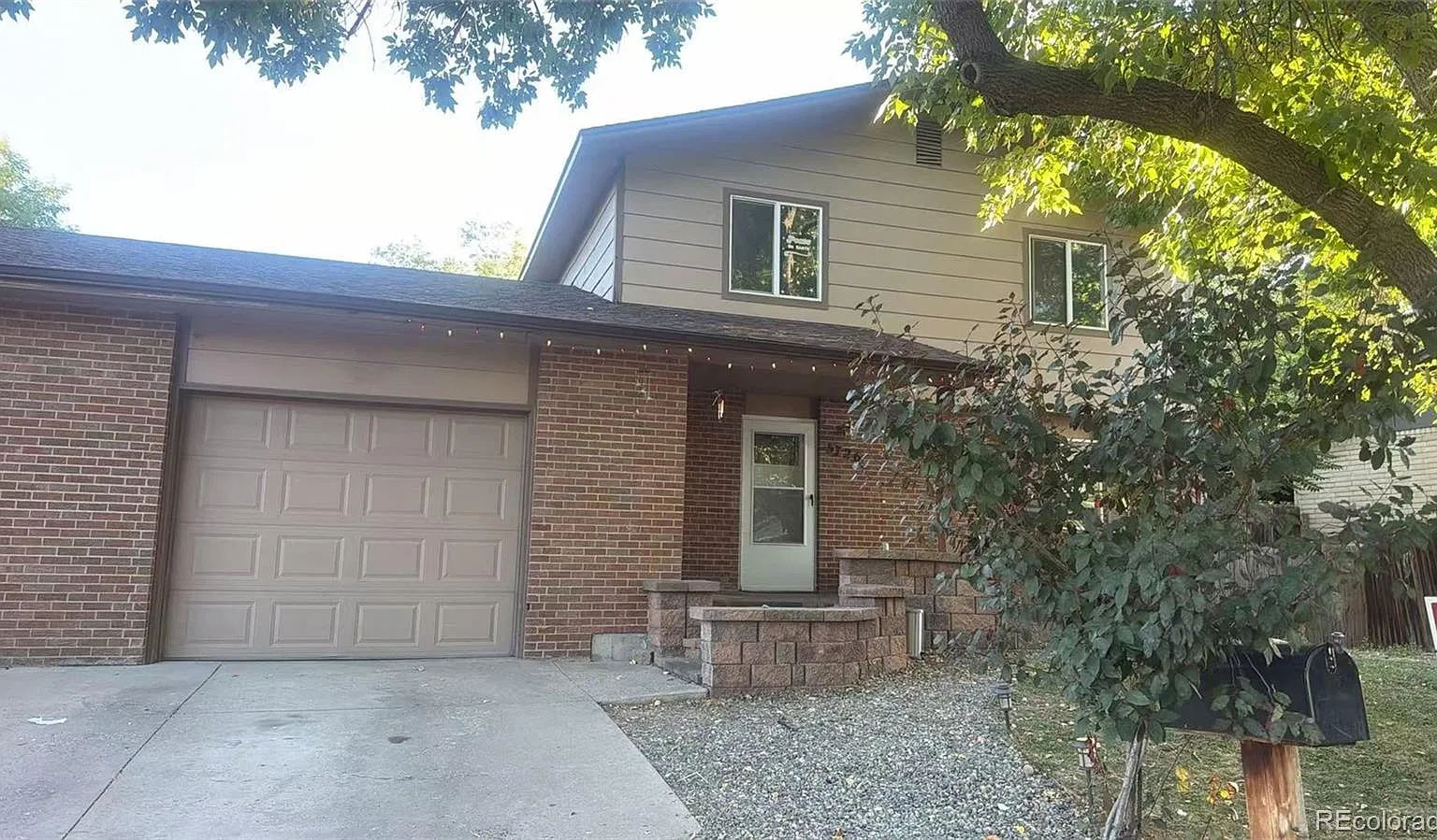 5 bed, 3.5 bath, 2349 sqft, $3,600 — Photo 1