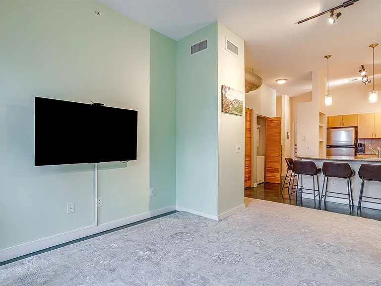 201 W Lancaster Ave #208 — Photo 10
