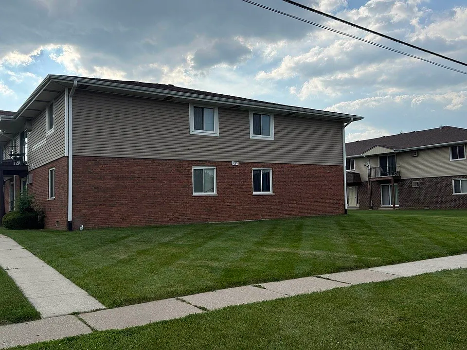 1713 Nelson Rd #12