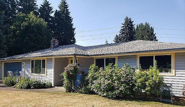 1st image of 9203 NE 53rd St