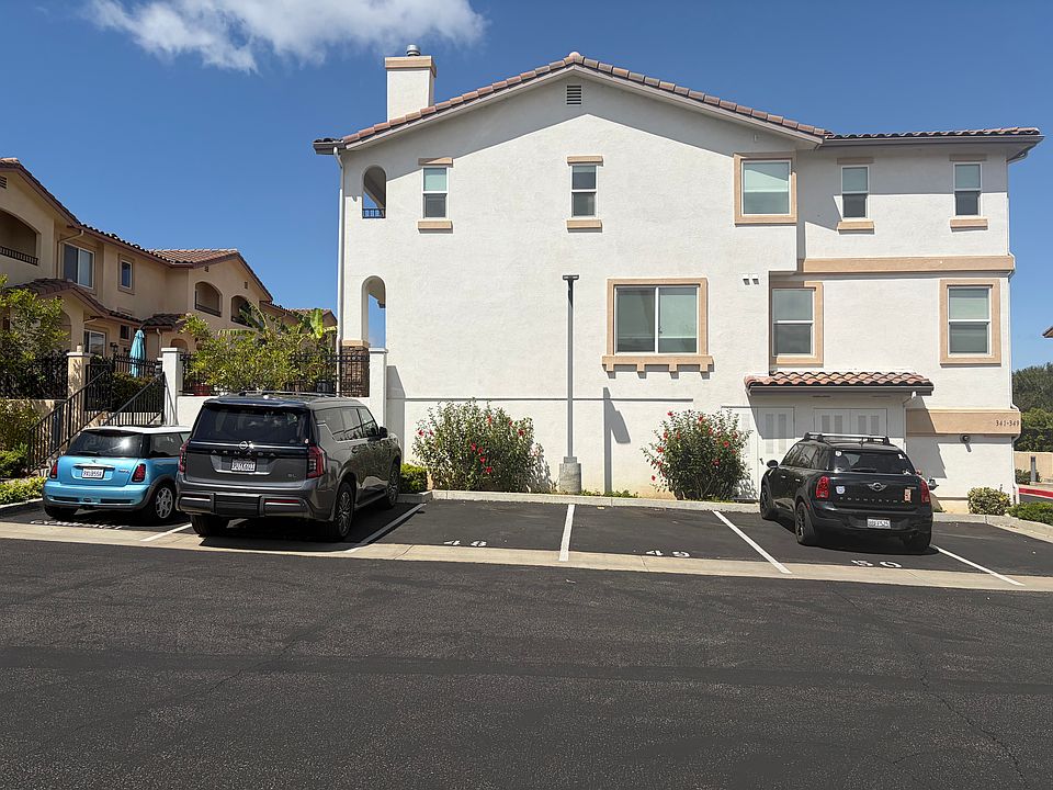 Side view of the townhome.
