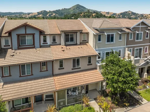 17060 Saint Agatha Ln, Morgan Hill, CA 95037