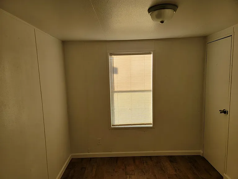 1895 Monterey Dr — Photo 5