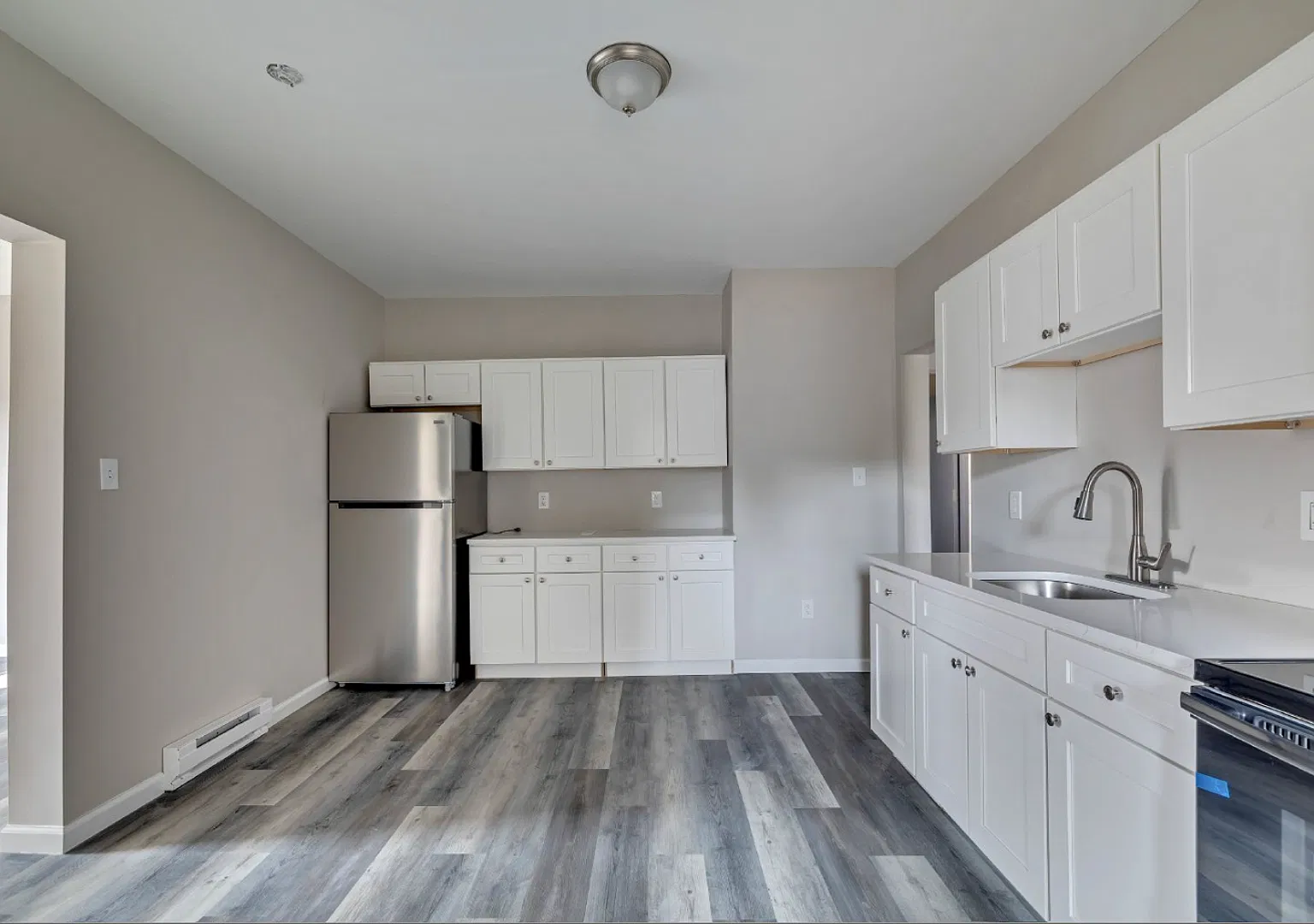 1513 Vine Street — Photo 4