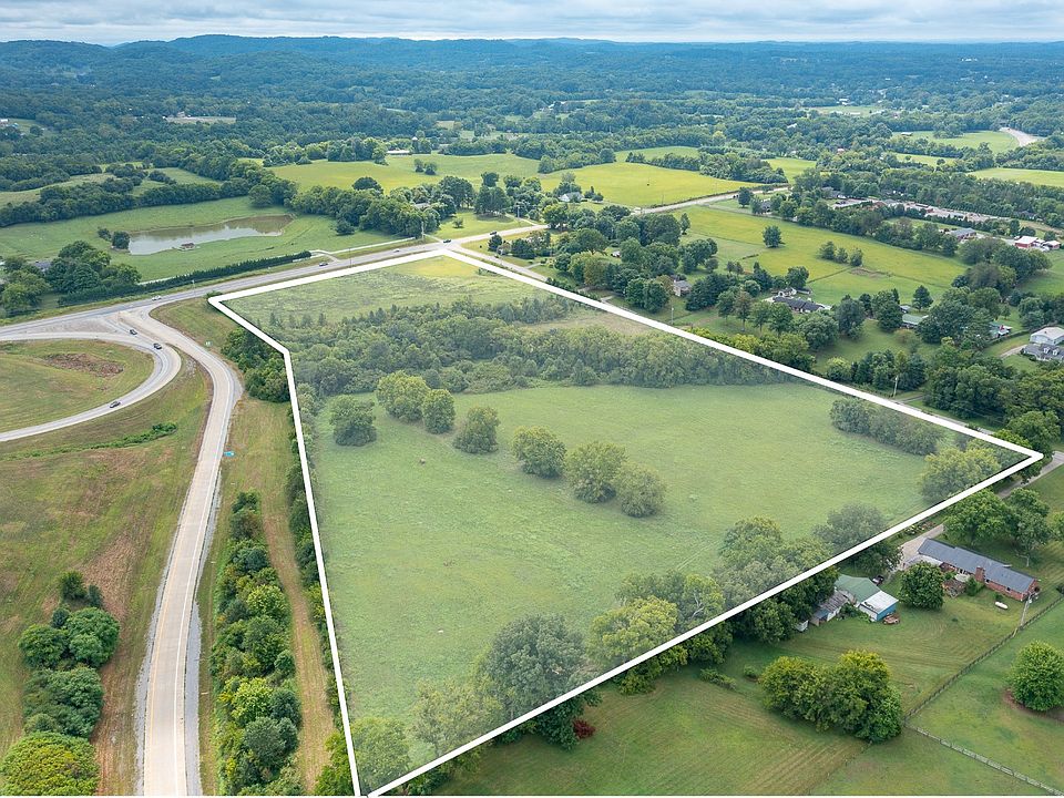 1st image of 1688 Lewisburg Park