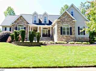 10 Habersham Ct, Simpsonville, SC 29681