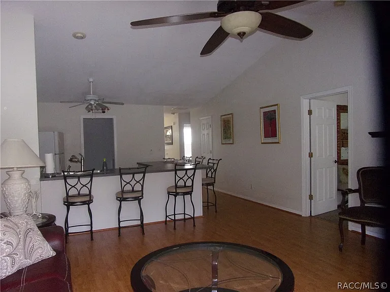 2007 Colonade St — Photo 6