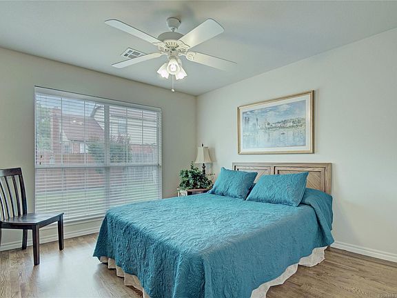 4th image of 8946 E 62nd Ct
