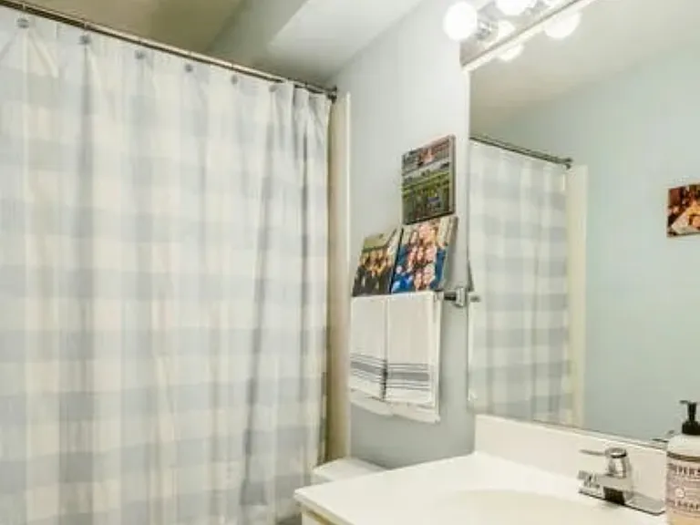 1309 N Wells St #2 — Photo 7