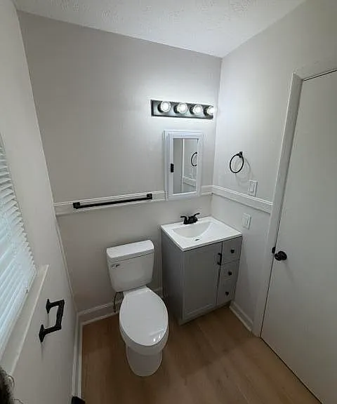 528 Booker St #3 — Photo 9