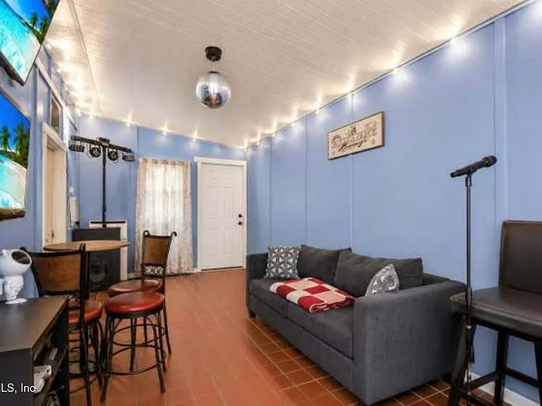 6419 N Ballejo Ct — Photo 12