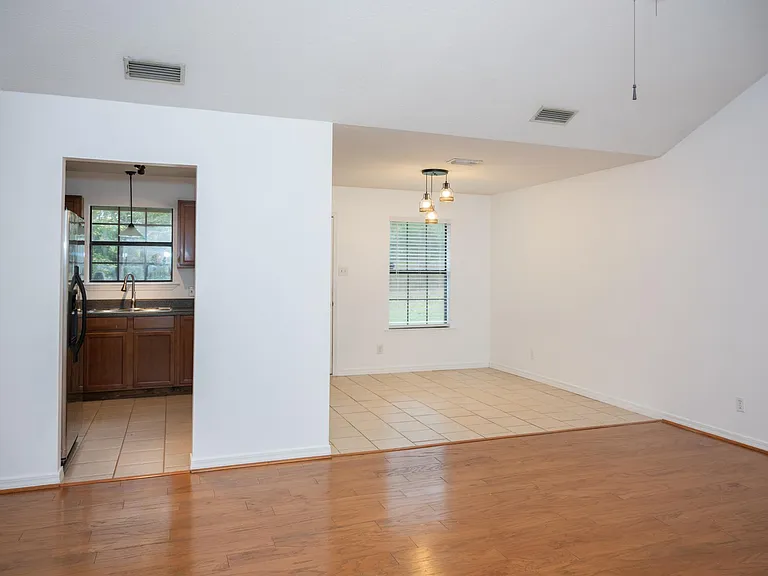 9151 McFarland Ct — Photo 5