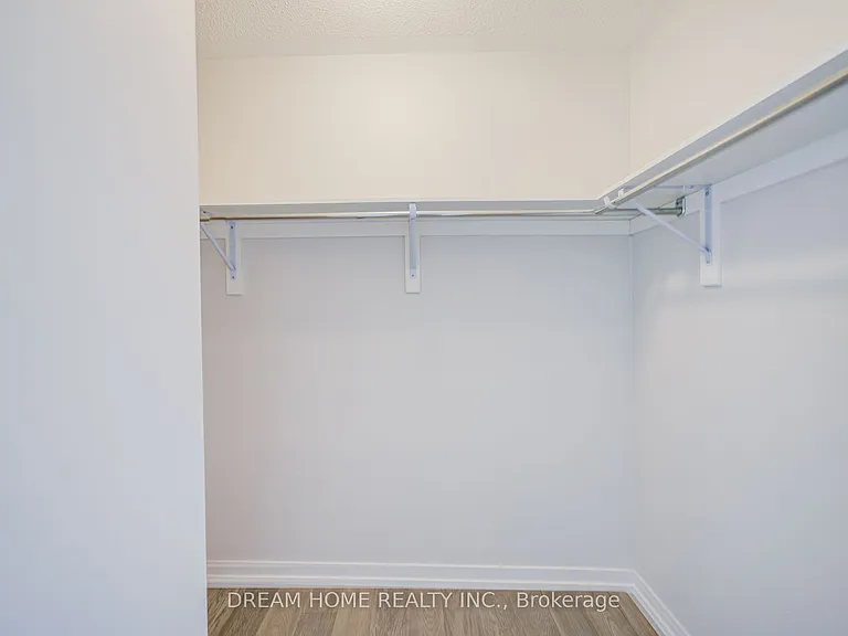 7 Heswall Ln — Photo 34