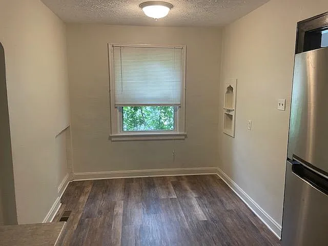 6308 Tyne Ave — Photo 4