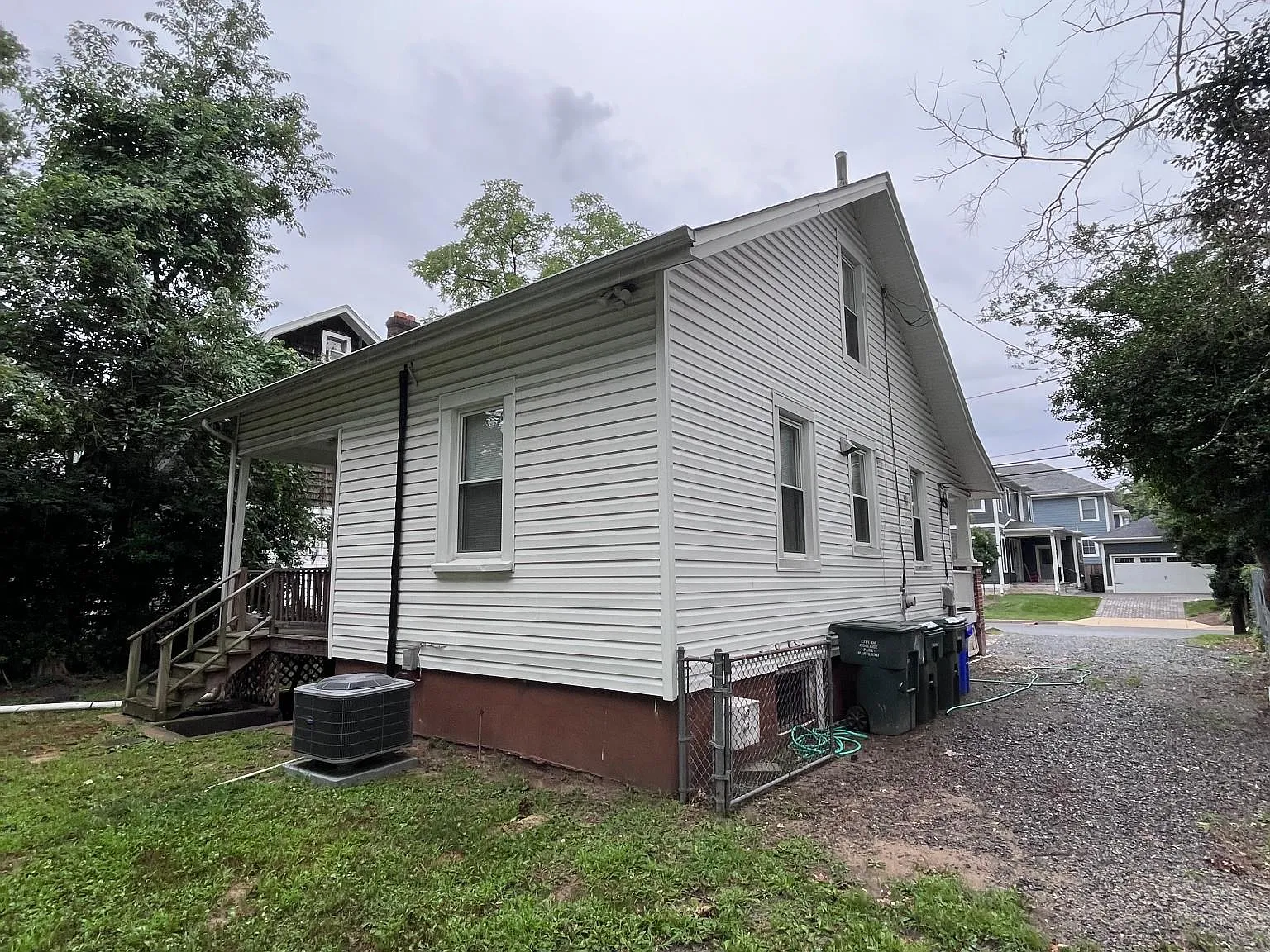 5 bed, 1500 sqft, $5,300 — Photo 4