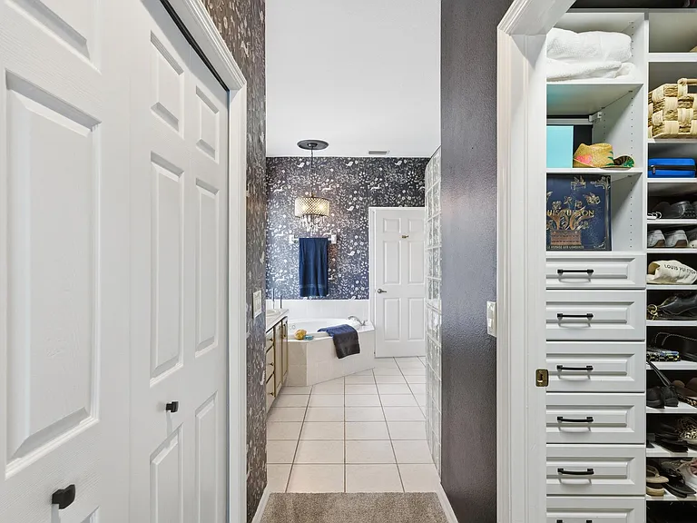 1020 W Rollingwood Ct — Photo 24
