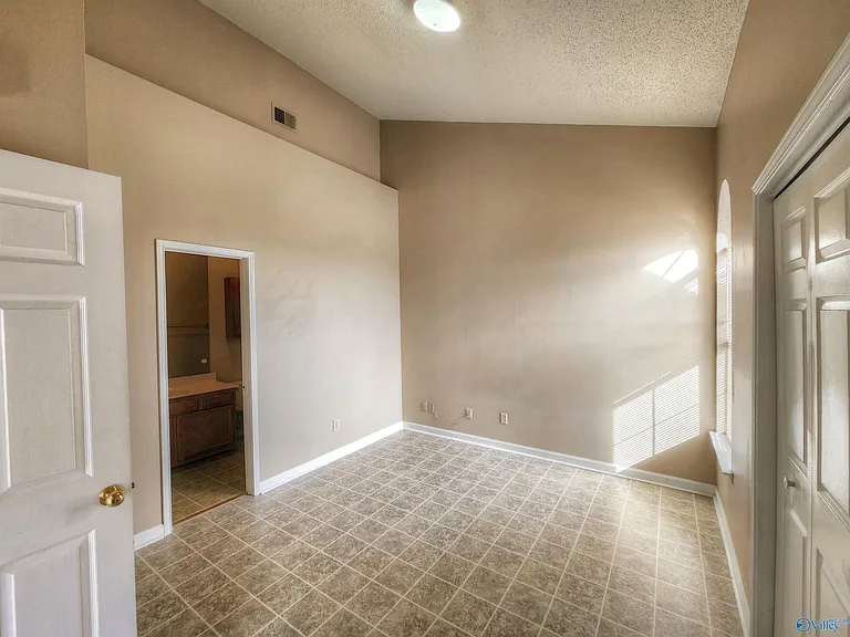 165 Waters Edge Ln #165 — Photo 6
