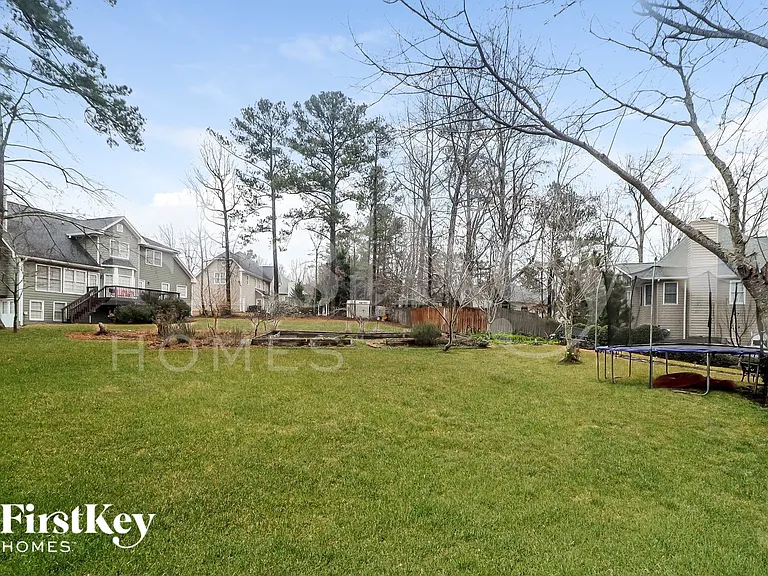 2117 Gatwick Dr — Photo 15