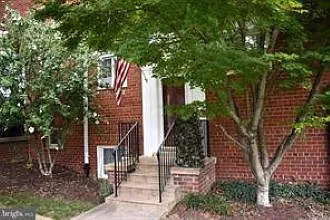 3706 Gunston Rd