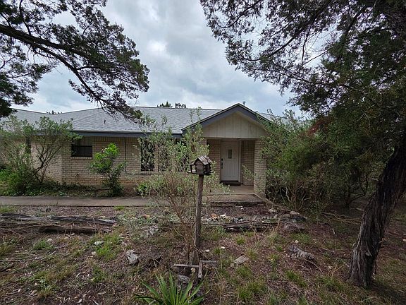 2nd image of 335 Goat Creek Rd